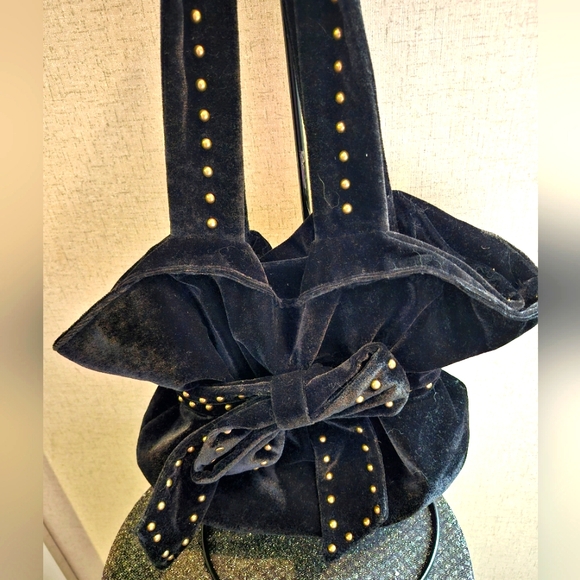 Diane Gail black studded velvet shoulder bag EUC - Picture 2 of 7